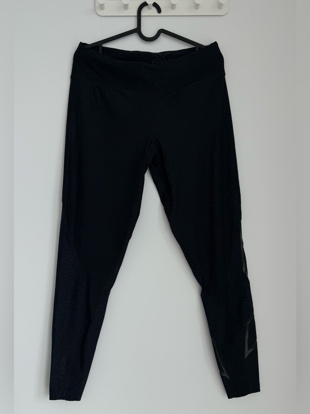 2XU Navy & Black Abstract Performance Compression Leggings